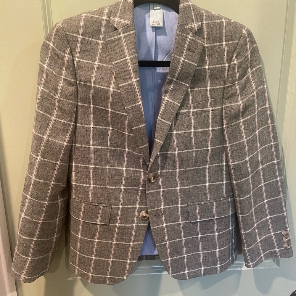 Class Club Gray Blazer Modern Tailored Wool-Blend